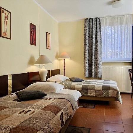 Hotel Pawlowski Zgorzelec Exteriör bild